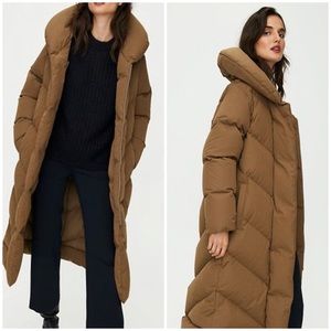 Aritzia Wilfred Duvet Coat